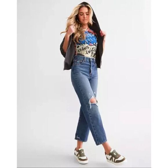 Levi's Super High Rise 24x27 Ribcage Ankle Straight Jean in  Feeling Seen - Picture 5 of 7